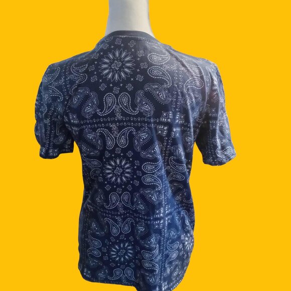 (Peanuts) Snoopy Joe Cool T-shirt - Picture 2 of 3